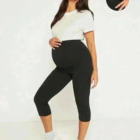 Womens Black Maternity Adjustable Waist Capri Leggings - Picture 1 of 5
